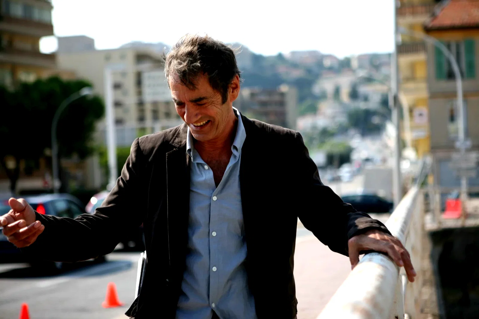 Photo 4 du film : Beau Rivage