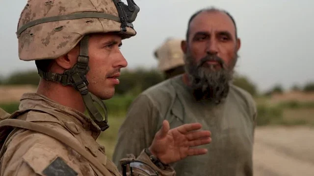 Photo 3 du film : Hell and back again