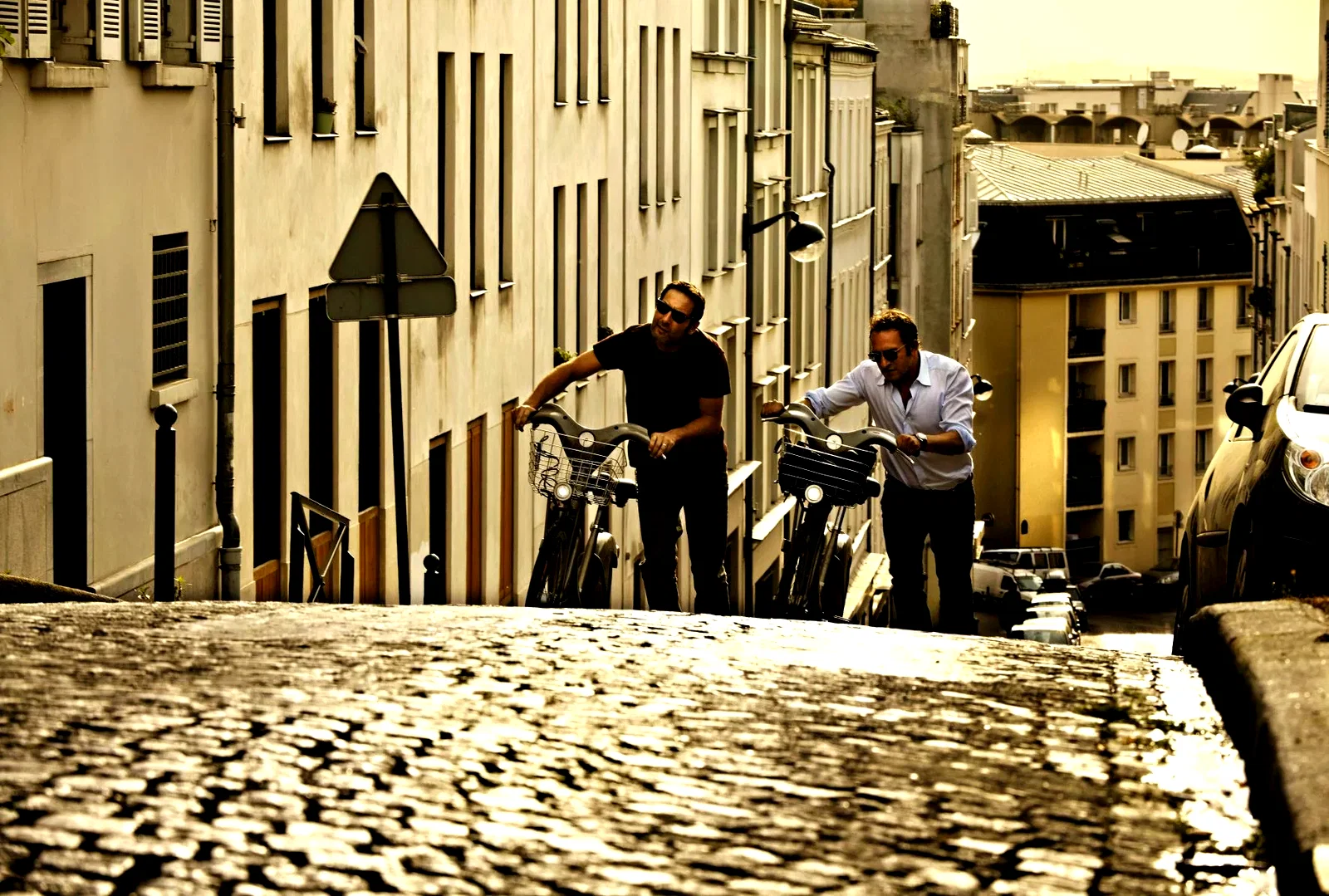 Photo 2 du film : Les Infidèles