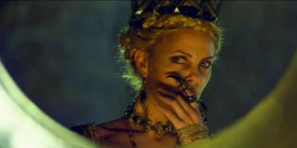 Photo du film : Blanche-Neige et le chasseur