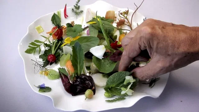 Affiche du film : Entre les bras, la cuisine en héritage