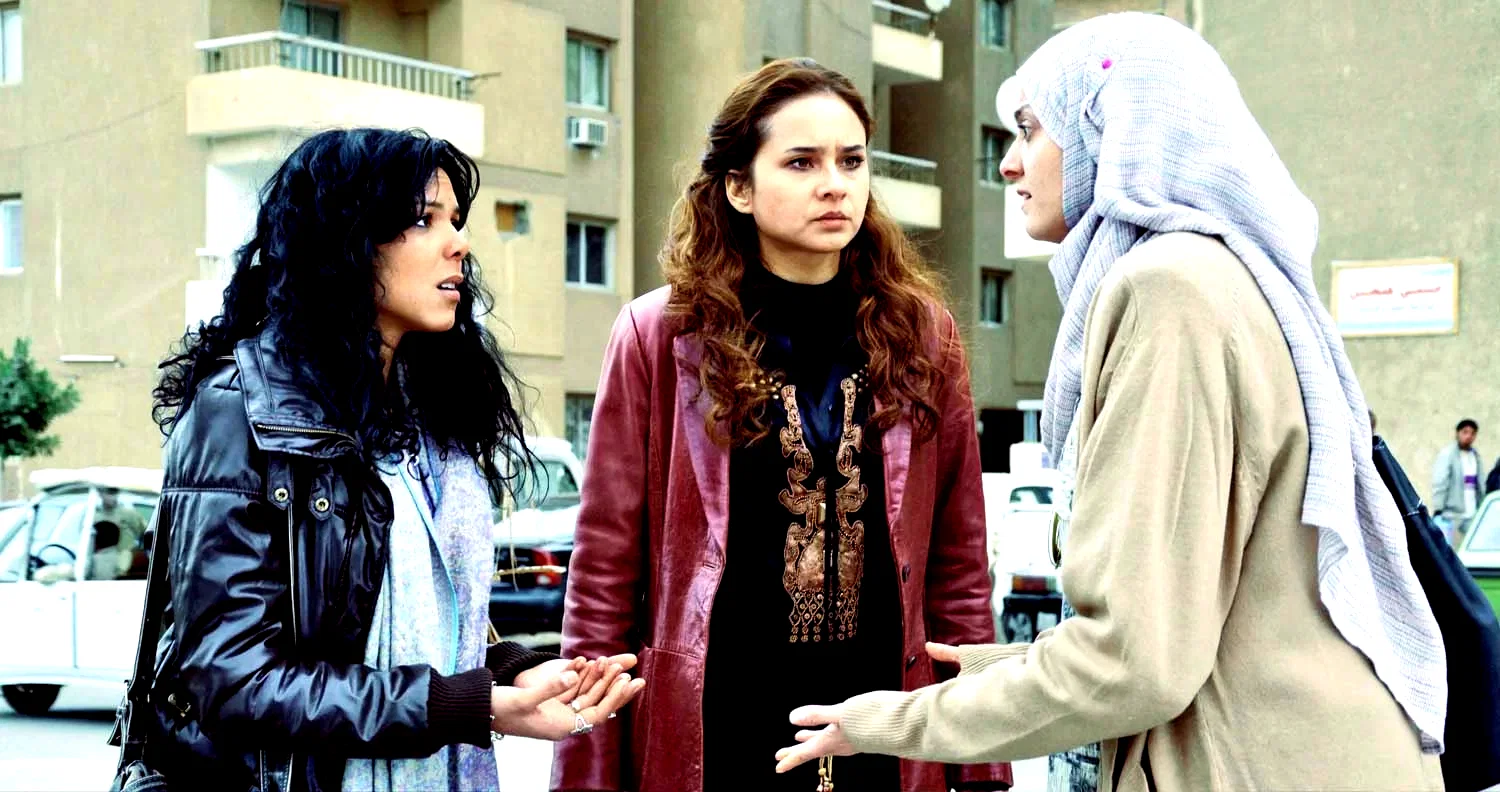 Photo 3 du film : Les femmes du bus 678