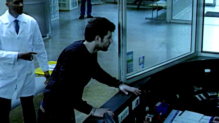 Photo 17 du film : Aux Yeux de Tous