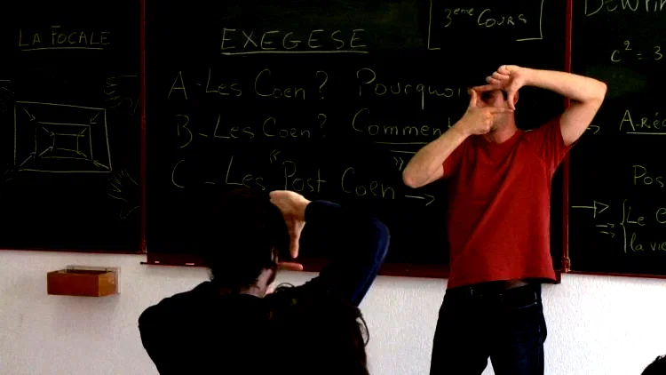 Photo 4 du film : Je fais feu de tout bois 