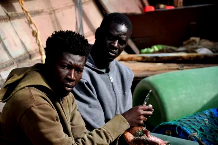 Photo 5 du film : La pirogue 