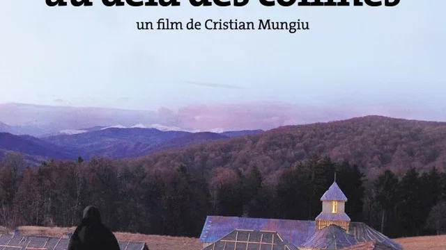 Affiche du film : Au delà des collines 
