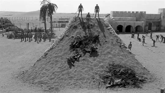 Photo 4 du film : La colline des hommes perdus