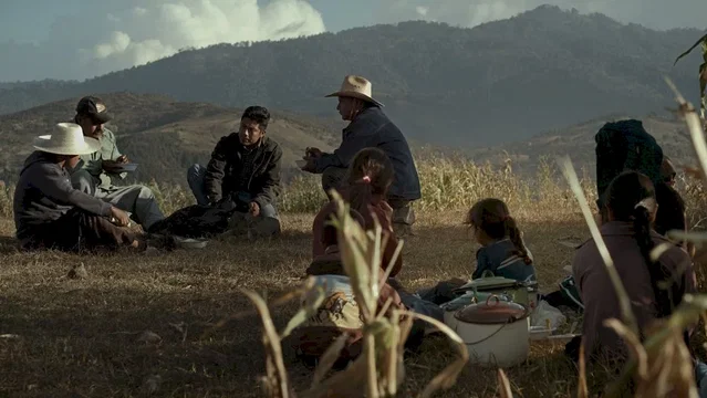 Photo du film : Ici et là-bas 