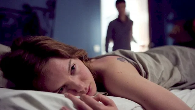 Photo du film : Elle ne pleure pas, elle chante