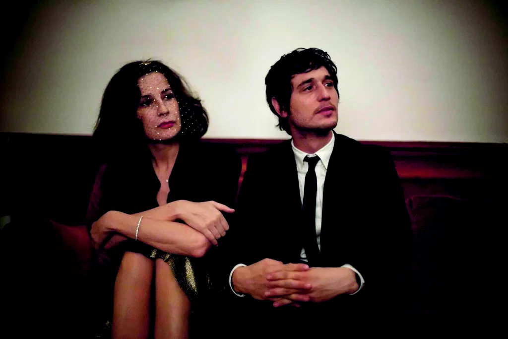 Photo 5 du film : Main dans la main