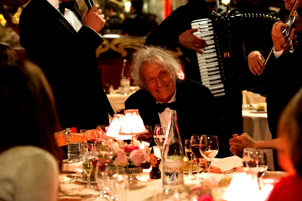 Photo 22 du film : Des Gens qui s'embrassent