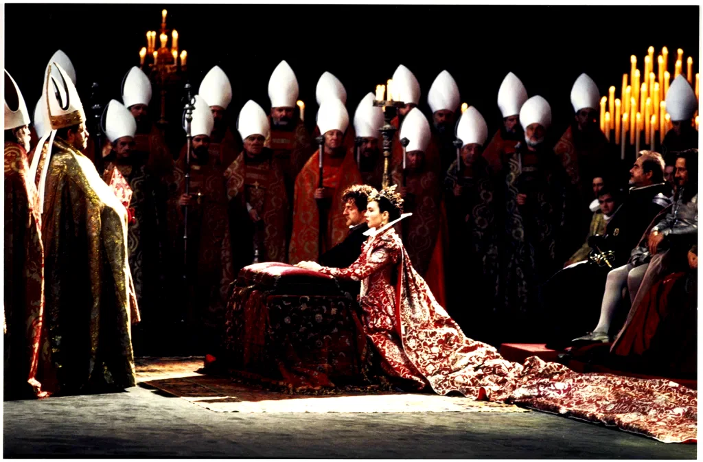 Photo 2 du film : La Reine Margot