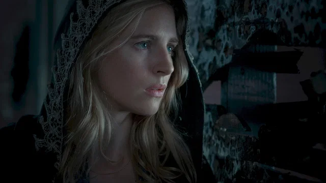 Photo 24 du film : The East