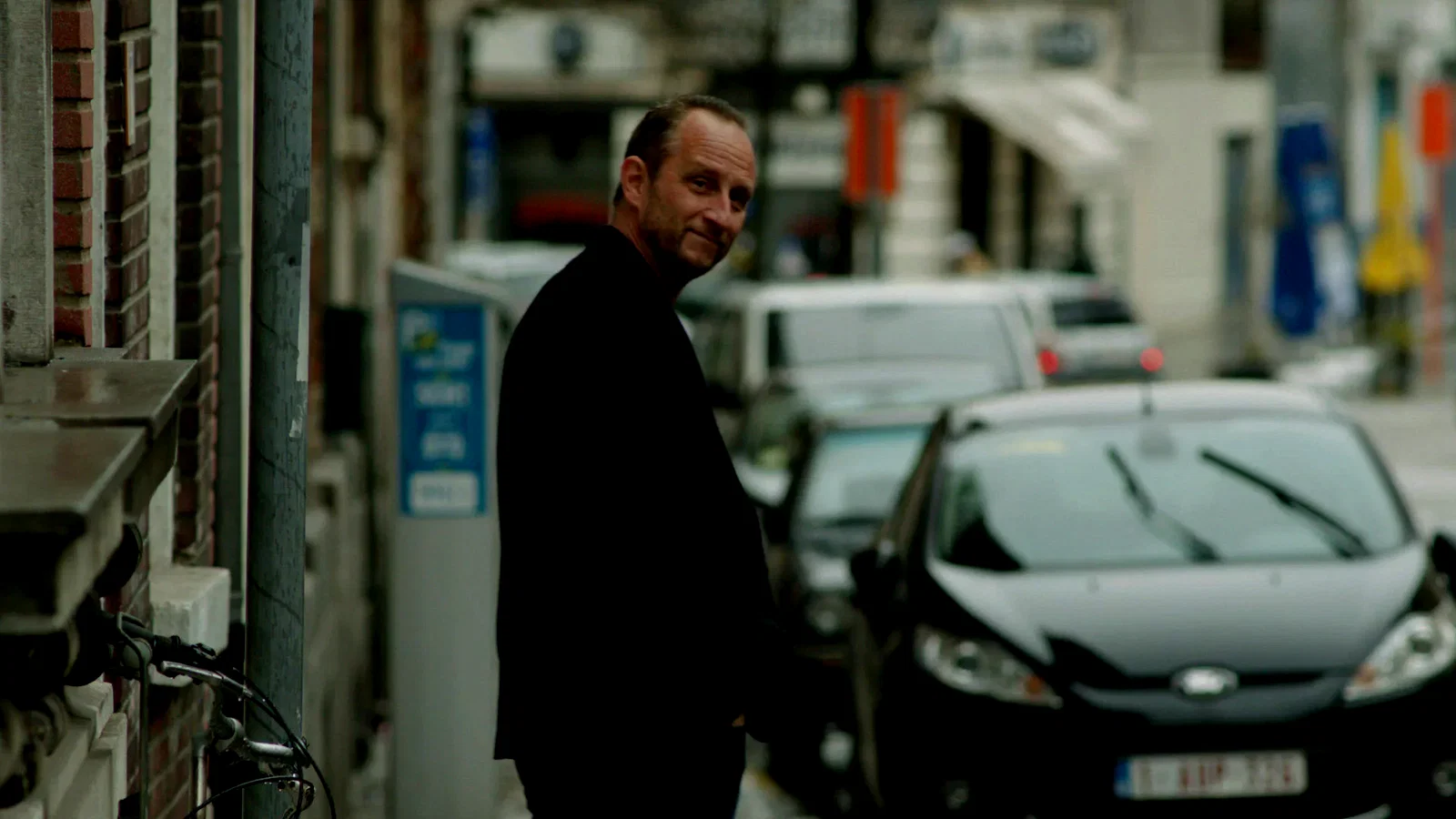 Photo 13 du film : Une place sur la terre