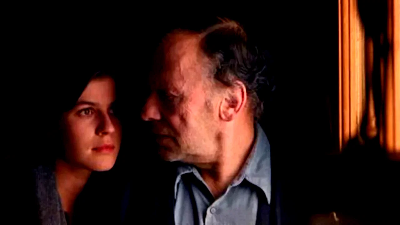 Photo 4 du film : Trois couleurs : rouge