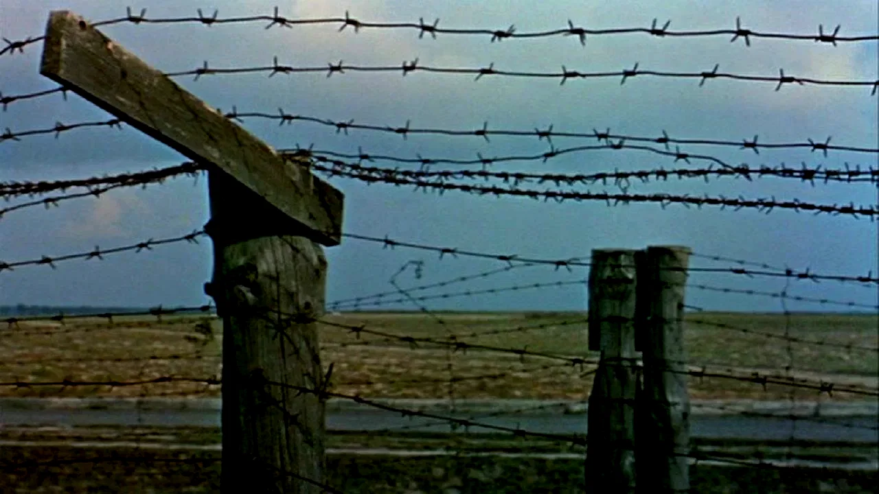 Photo 2 du film : Nuit et brouillard