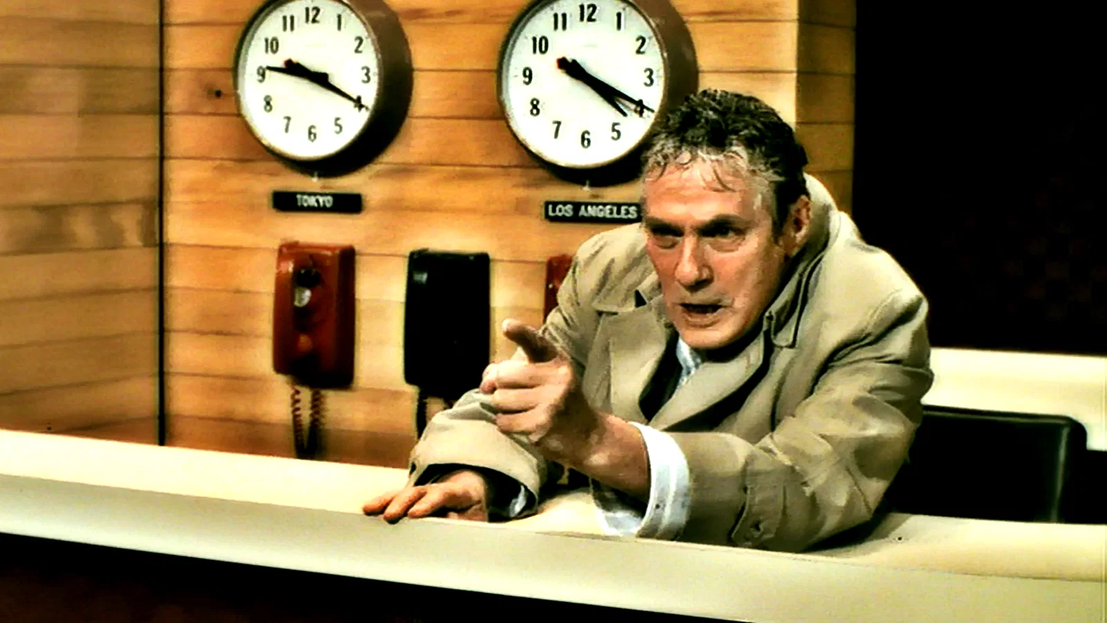 Photo 6 du film : Network, main basse sur la télévision