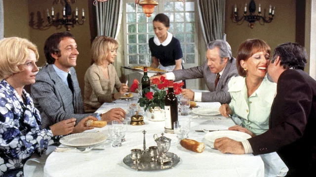 Affiche du film : Le charme discret de la bourgeoisie