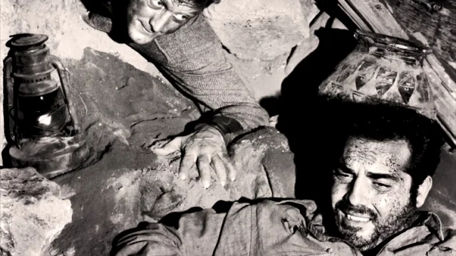 Photo du film : Le gouffre aux chimeres