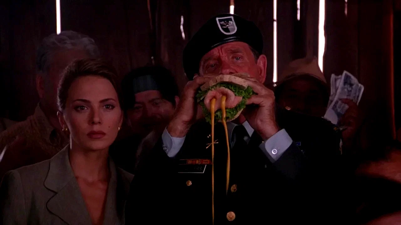 Photo 6 du film : Hot shots ! 2
