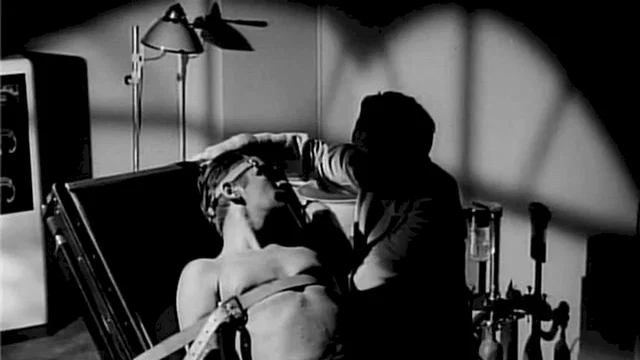 Photo 2 du film : Shock corridor