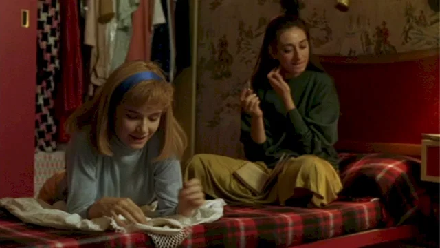 Photo 2 du film : Les vies de loulou