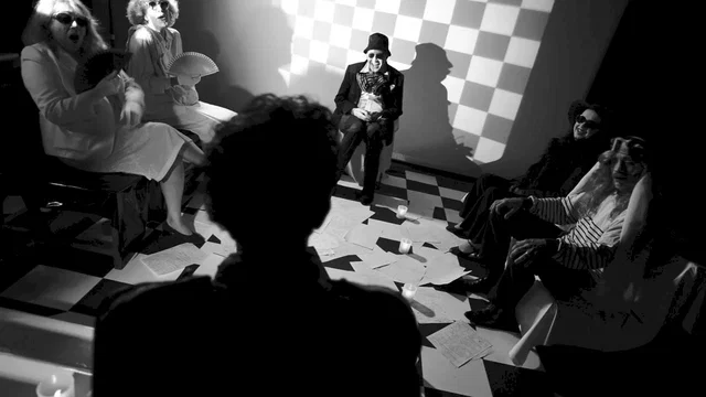 Photo 2 du film : The Theory of Love