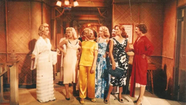Photo 4 du film : Bungalow pour femmes