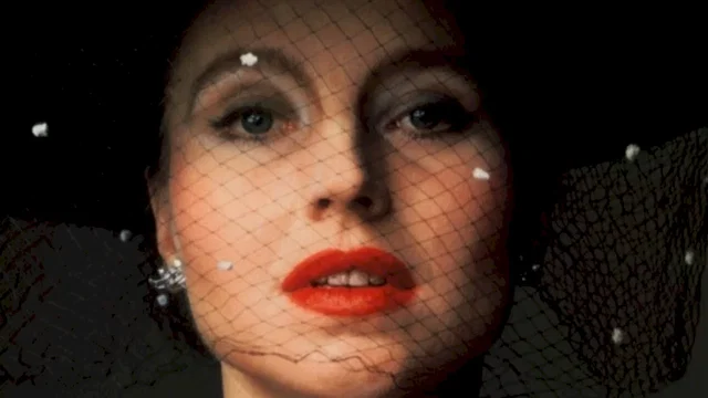 Photo 2 du film : Le mariage de Maria Braun