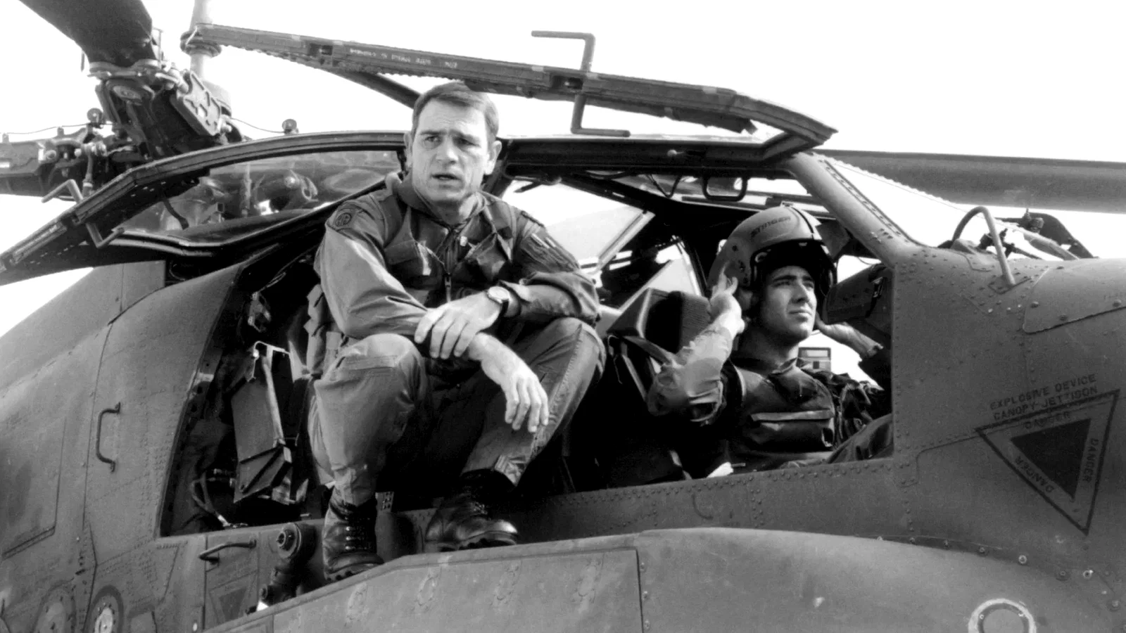 Photo 2 du film : Fire birds