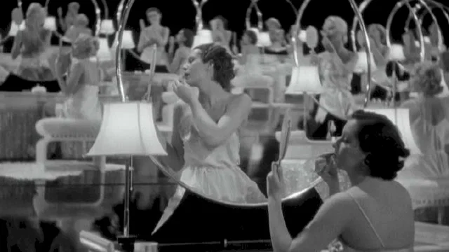 Photo 2 du film : Dames