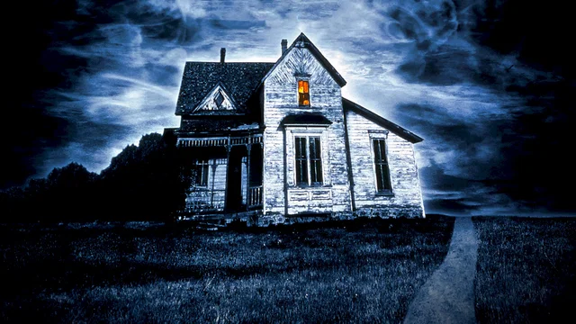 Photo 3 du film : La Dernière Maison sur la gauche