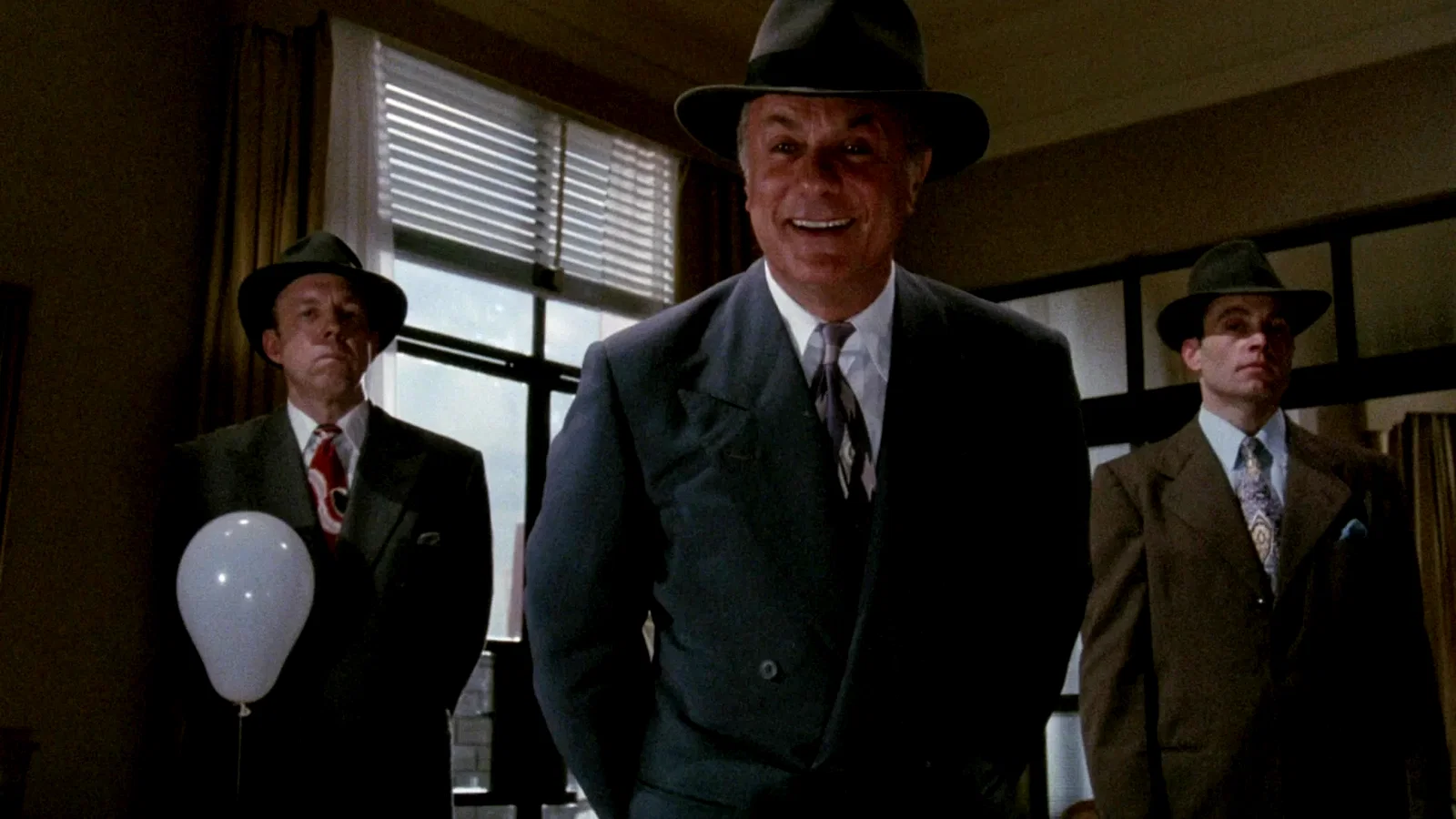 Photo 5 du film : Insignificance
