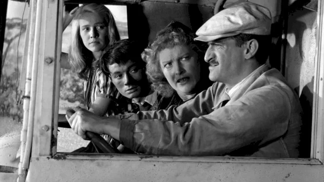Photo 2 du film : Le ble en herbe
