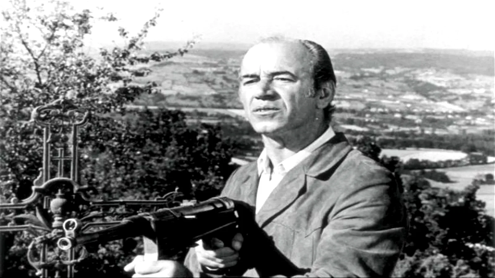 Photo 2 du film : Quelques messieurs trop tranquilles