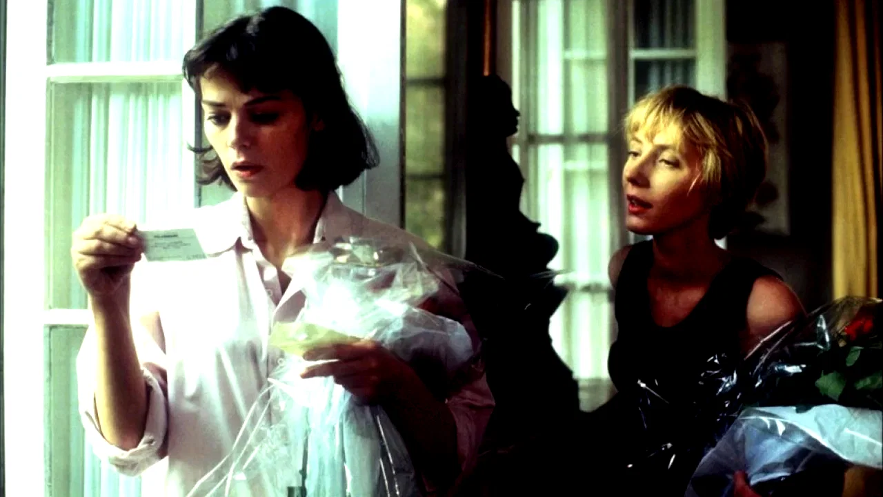 Photo 2 du film : Haut bas fragile