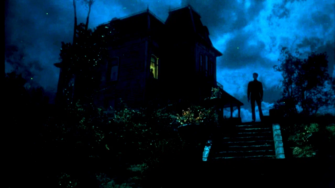 Photo 2 du film : Psychose ii