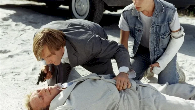 Photo 2 du film : Les compères