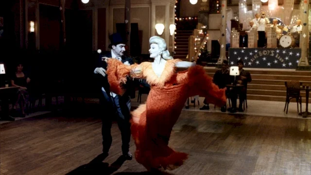 Photo 2 du film : Le bal