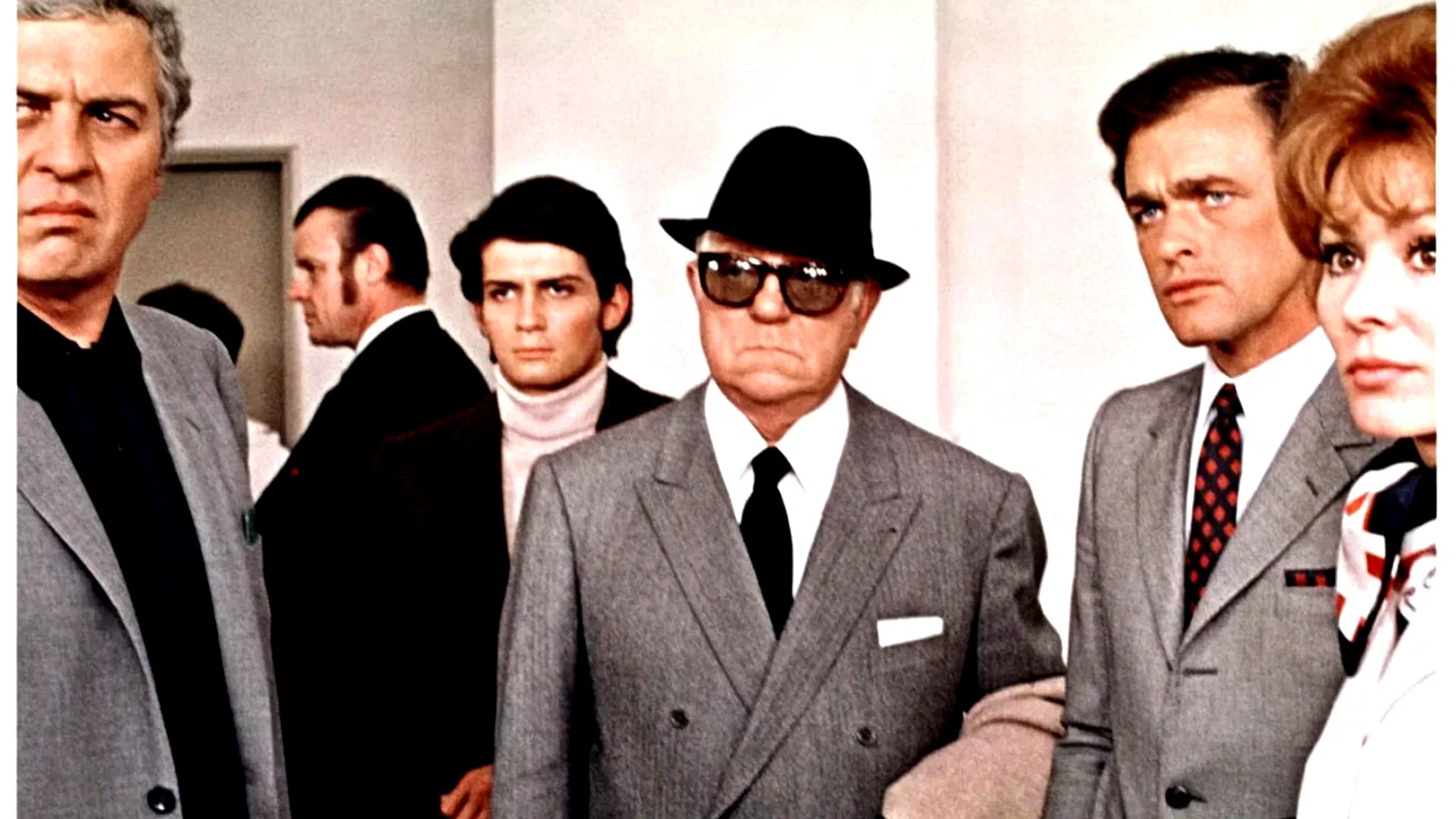 Photo 2 du film : Le clan des siciliens