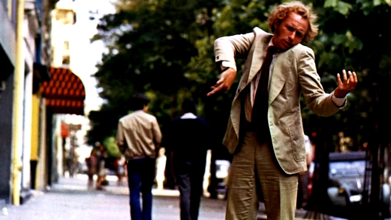 Photo du film : Le Grand Blond avec une chaussure noire