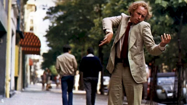 Photo 6 du film : Le Grand Blond avec une chaussure noire