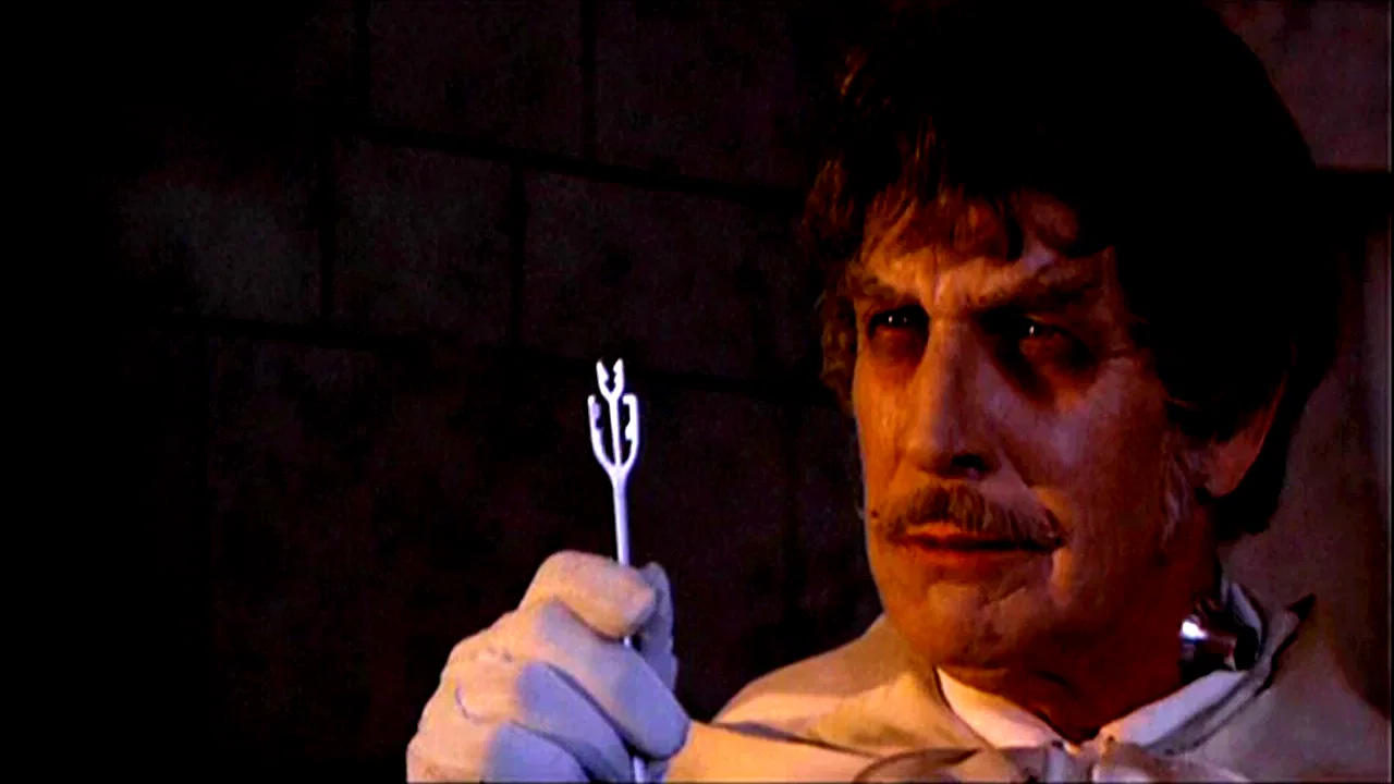 Affiche du film : Le retour de l'abominable Dr Phibes