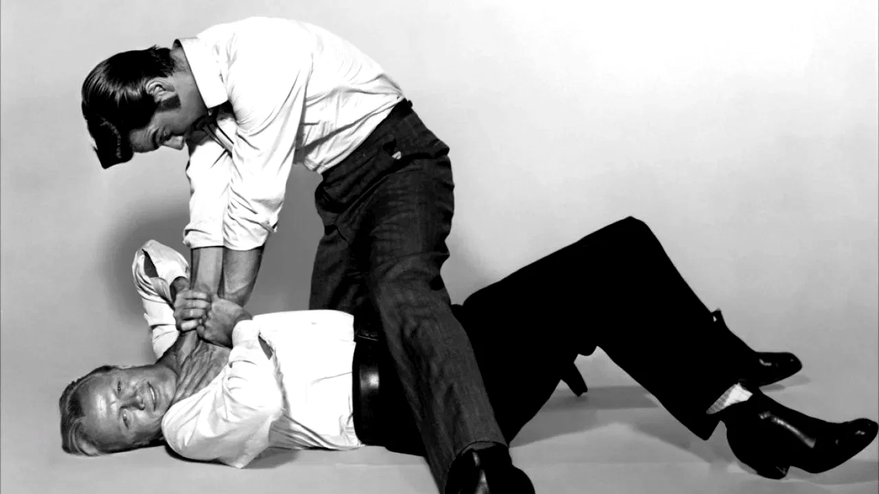 Photo 2 du film : La lance brisee