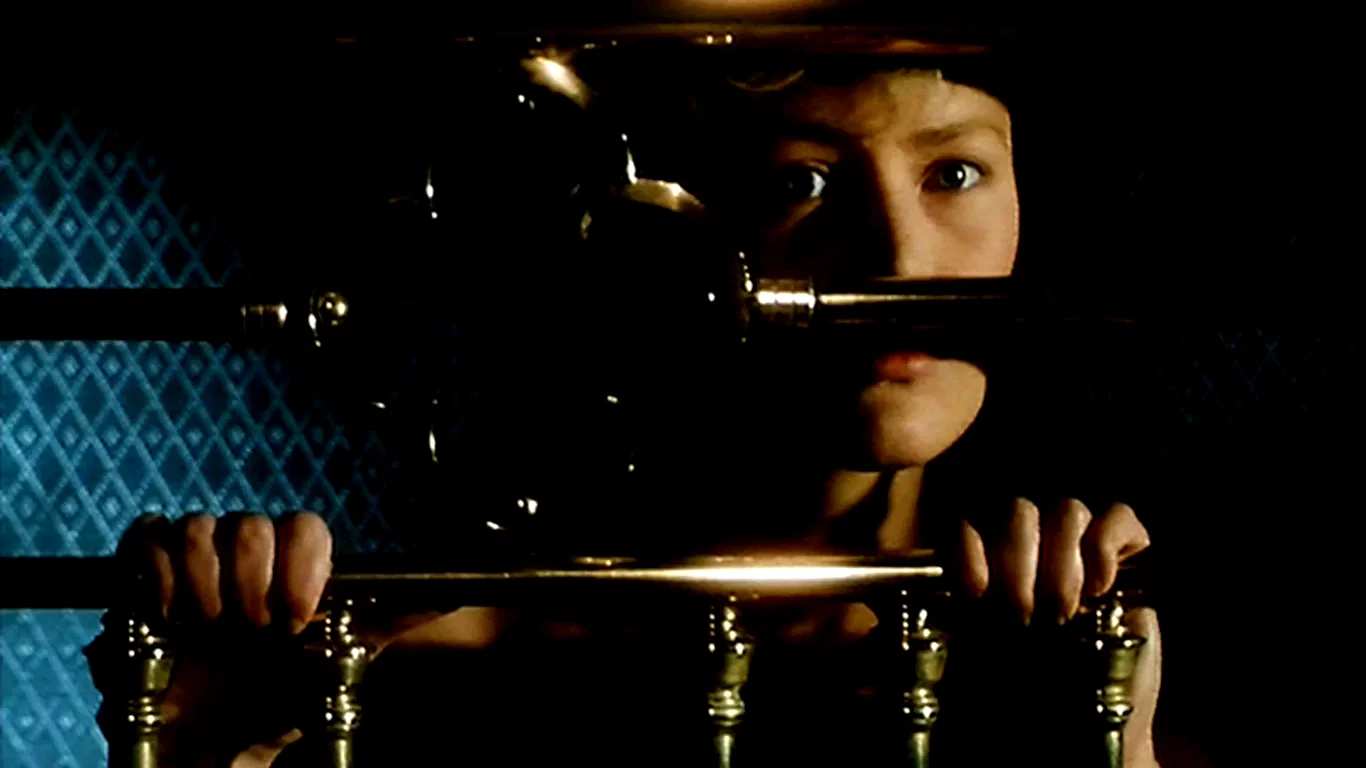Photo 2 du film : La belle captive