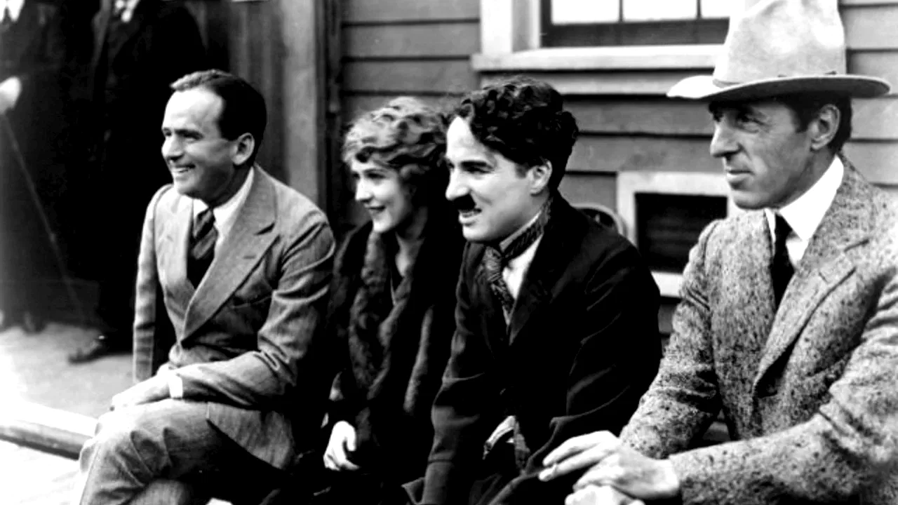 Photo 2 du film : Charlot policeman
