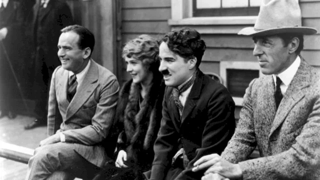 Photo 2 du film : Charlot policeman
