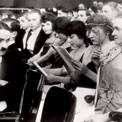 Miniature photo du film : Charlot au music-hall