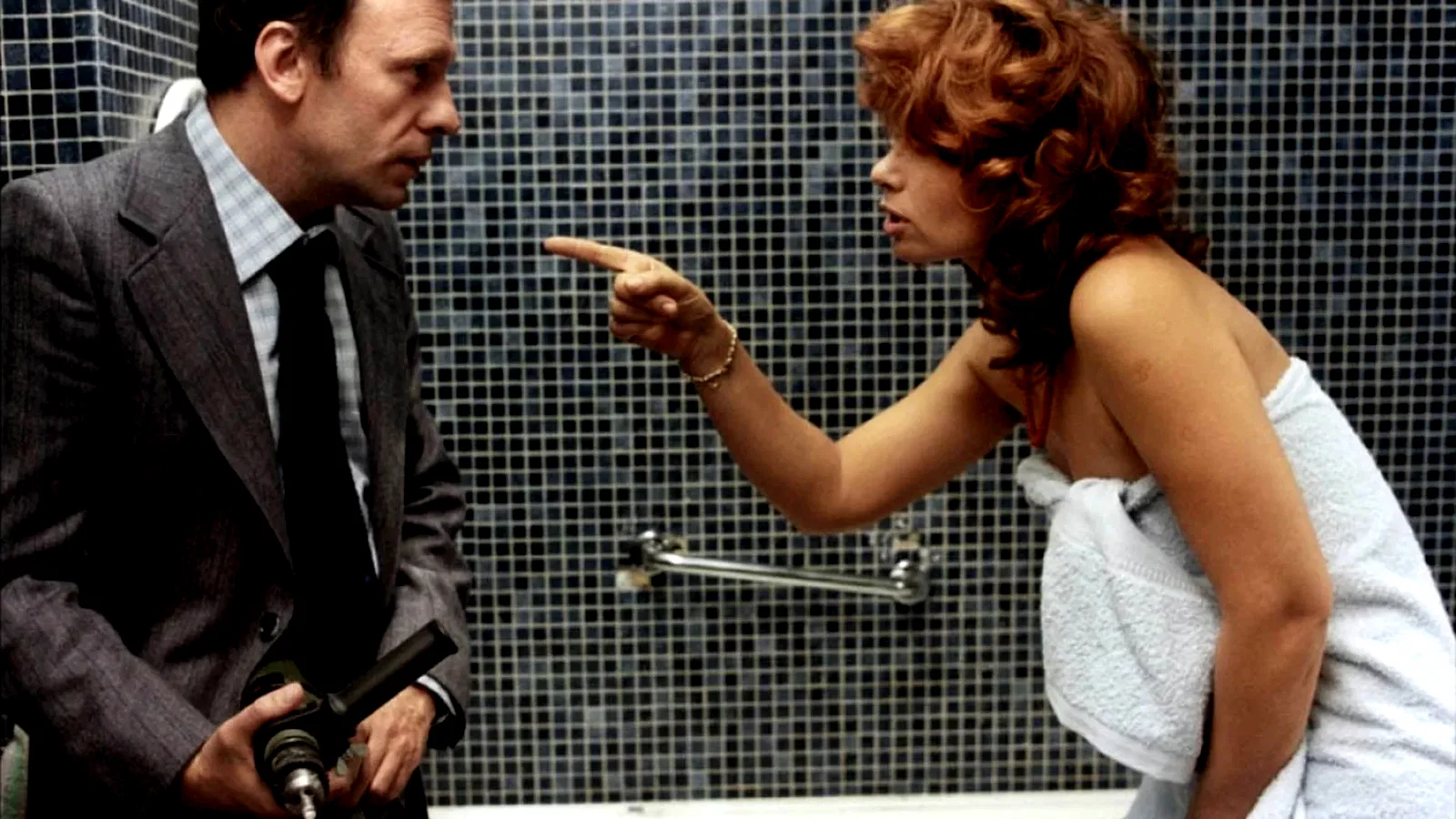 Photo 3 du film : L'ordinateur des pompes funèbres
