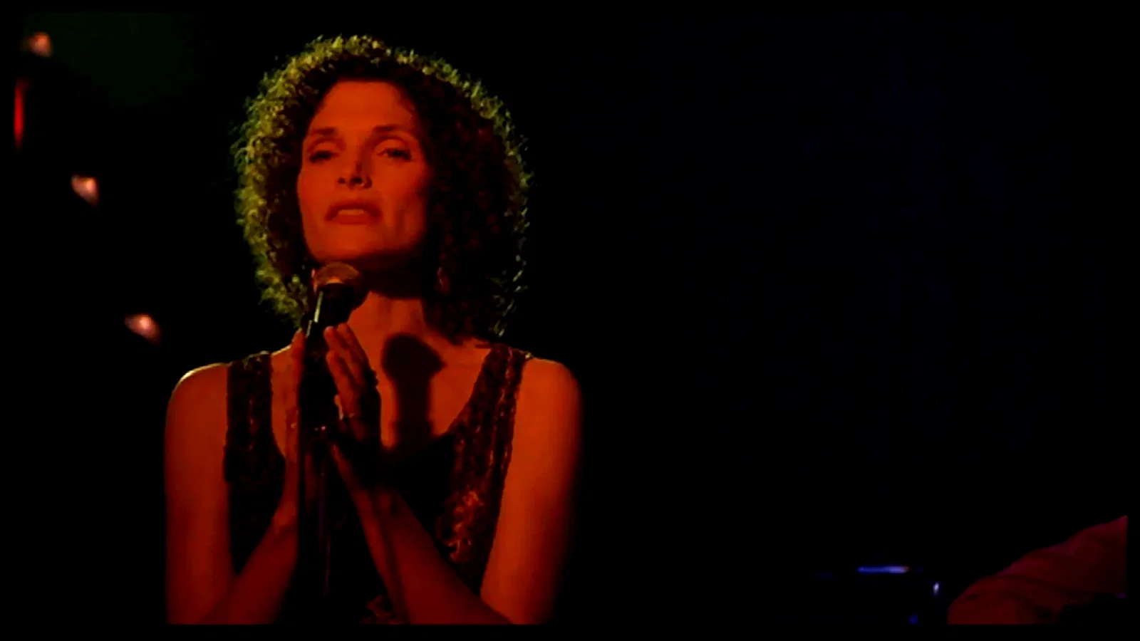 Photo 2 du film : Limbo